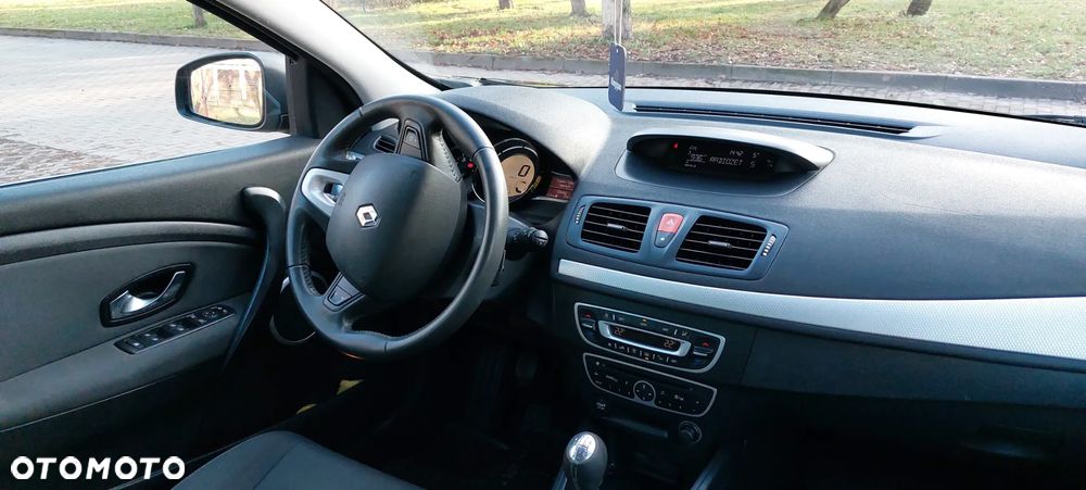 Renault Megane TCe 130 Night and Day - 20