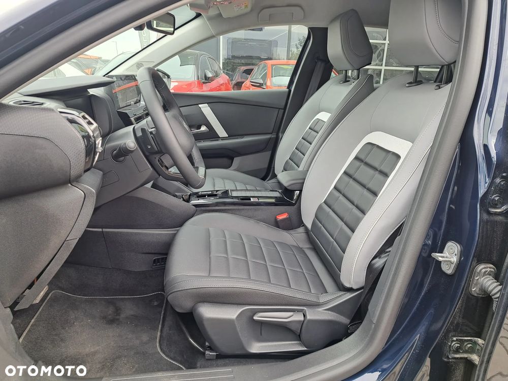 Citroën C4X 1.2 mHEV Max eDCT6 - 13