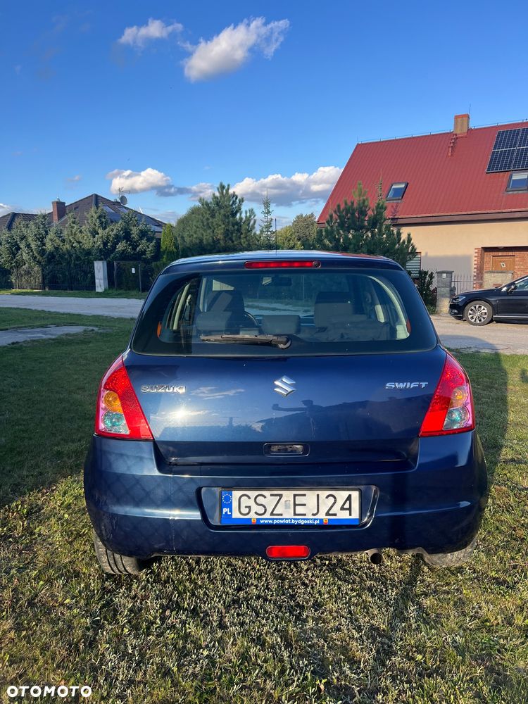 Suzuki Swift 1.3 Sunlight Edition - 23