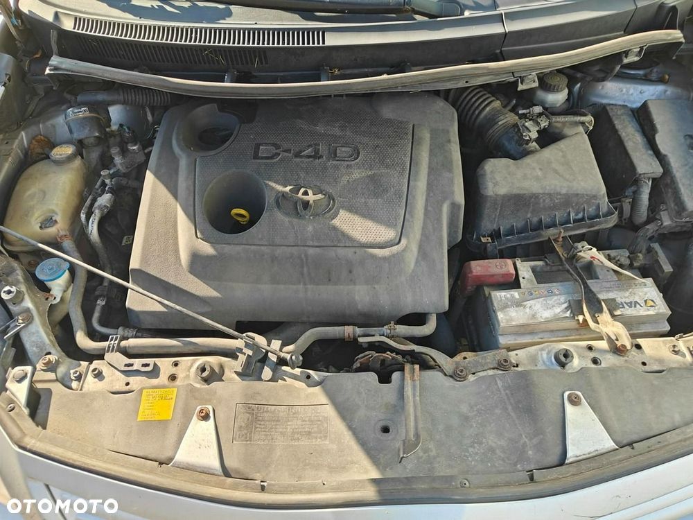 Toyota Auris - 13