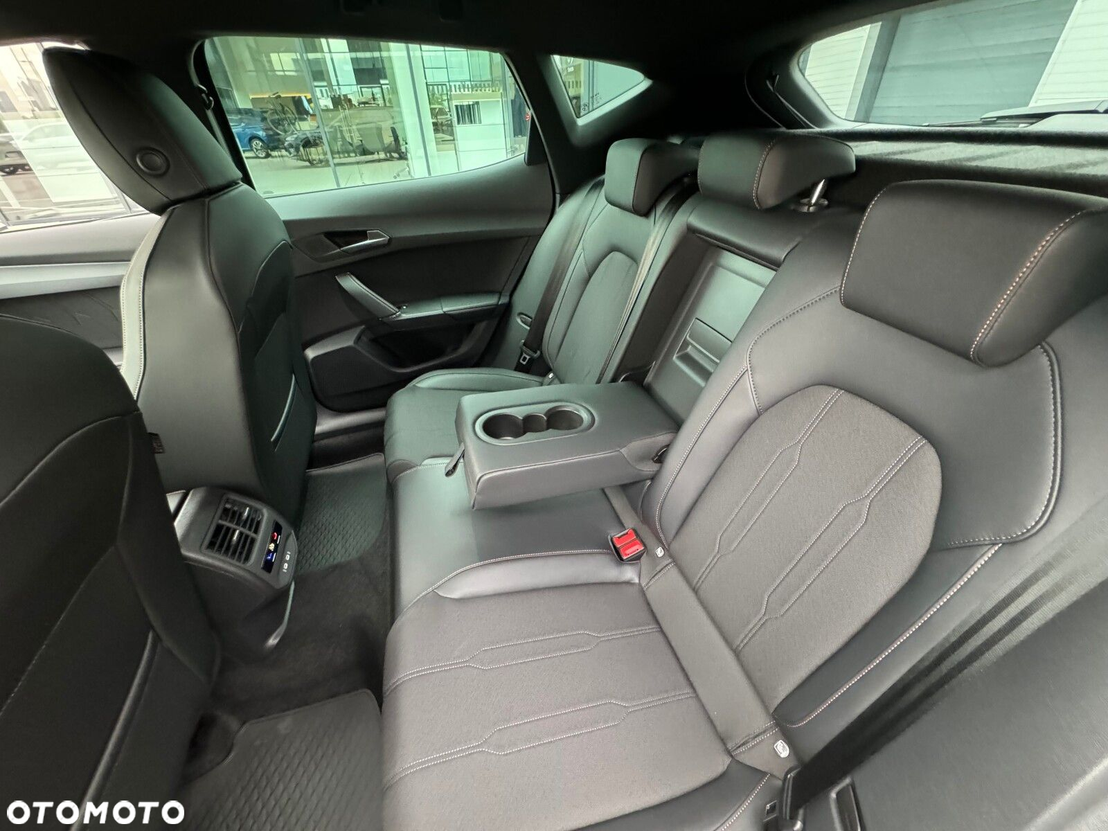 Cupra Formentor 1.5 eTSI mHEV DSG - 30