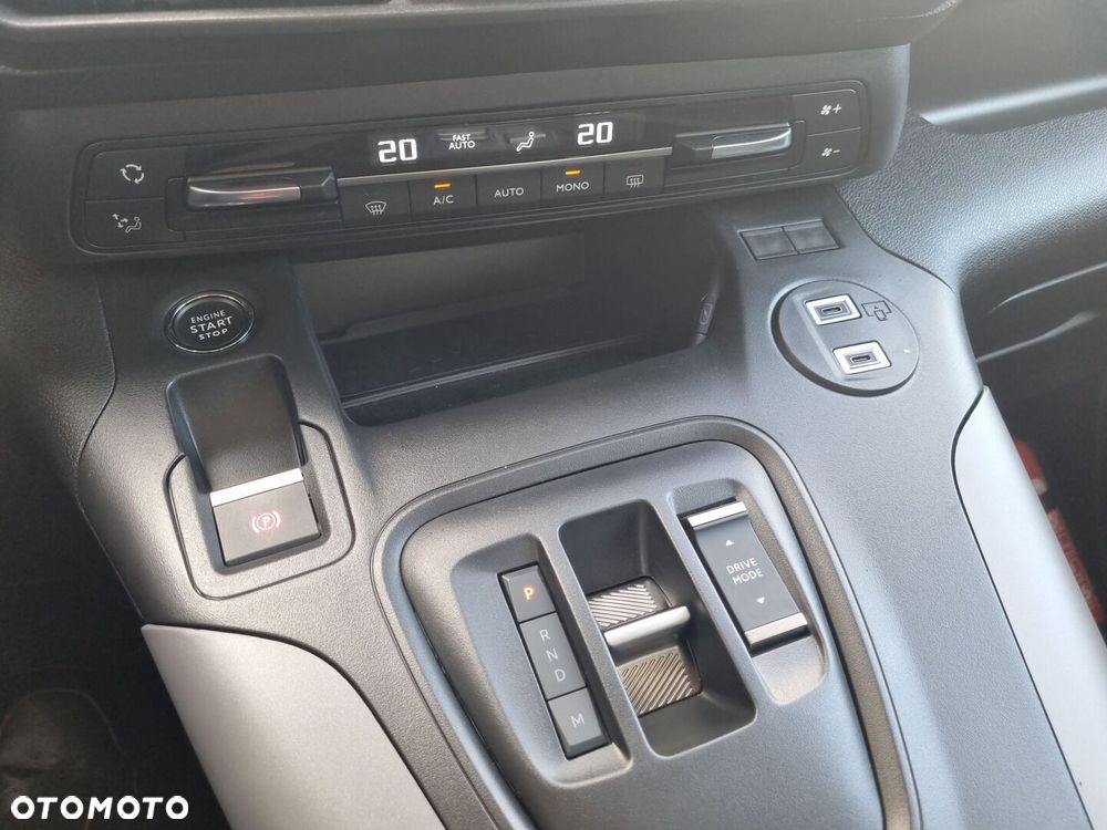 Toyota Proace City Verso 1.5 D-4D VIP - 19