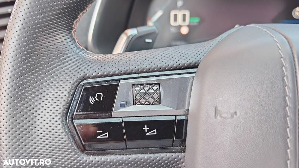 DS Automobiles DS 7 Crossback - 27