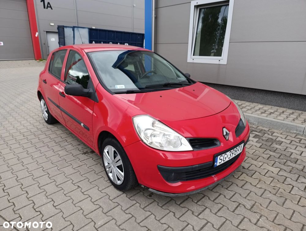 Renault Clio - 16
