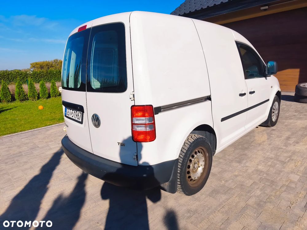 Volkswagen Caddy - 9