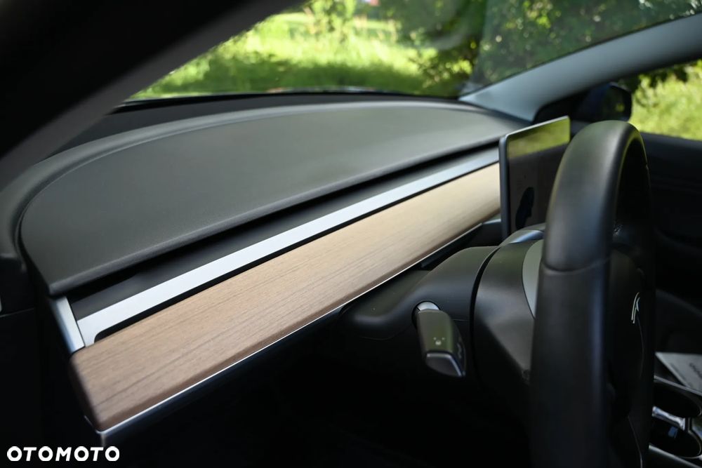 Tesla Model 3 Long Range AWD - 25