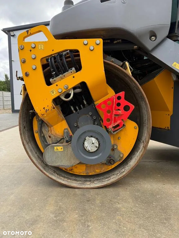 Hamm DV+90 VV-S - 7