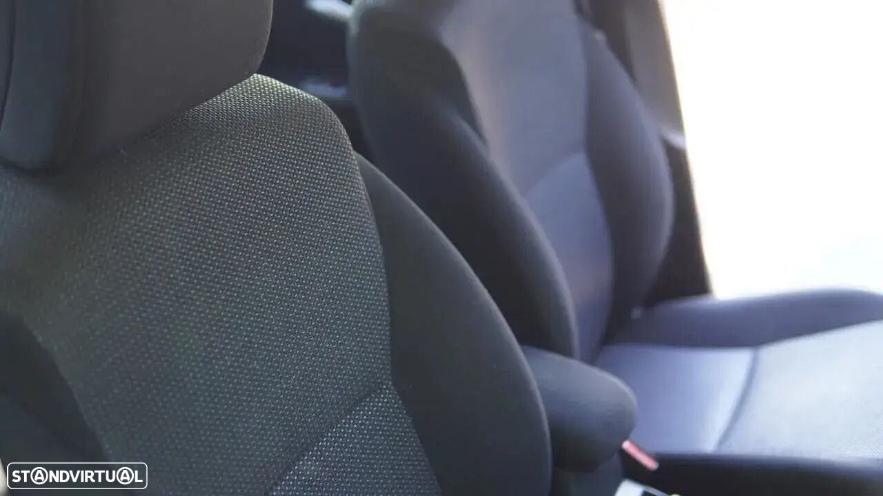 Toyota Auris - 39