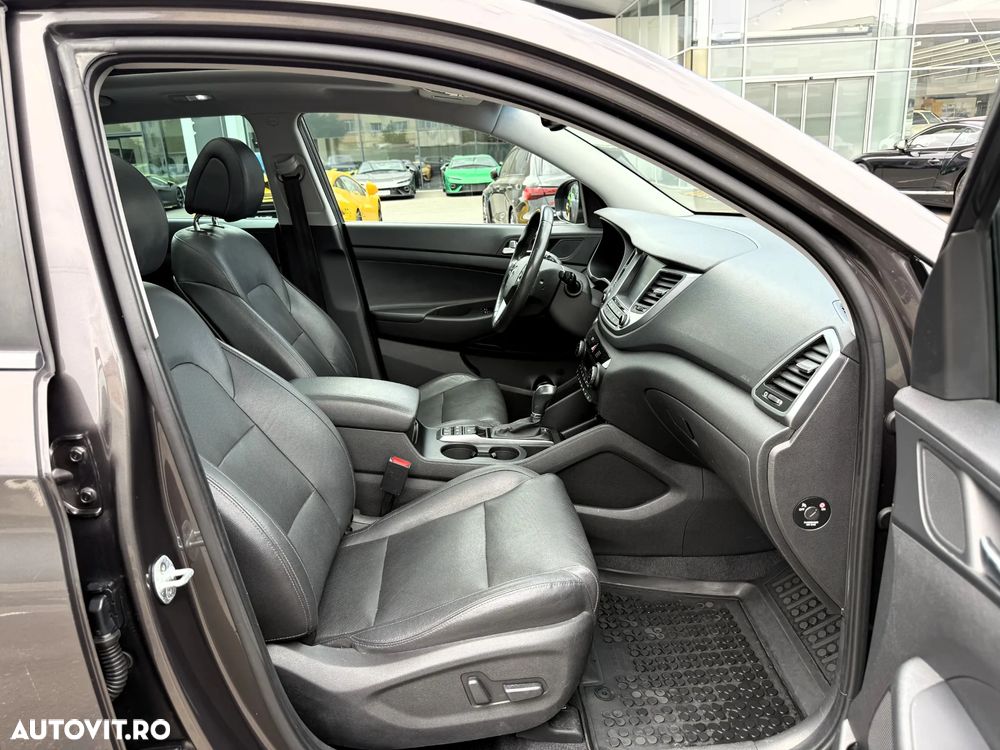 Hyundai Tucson 2.0 CRDI 4WD 6AT Premium+ - 16