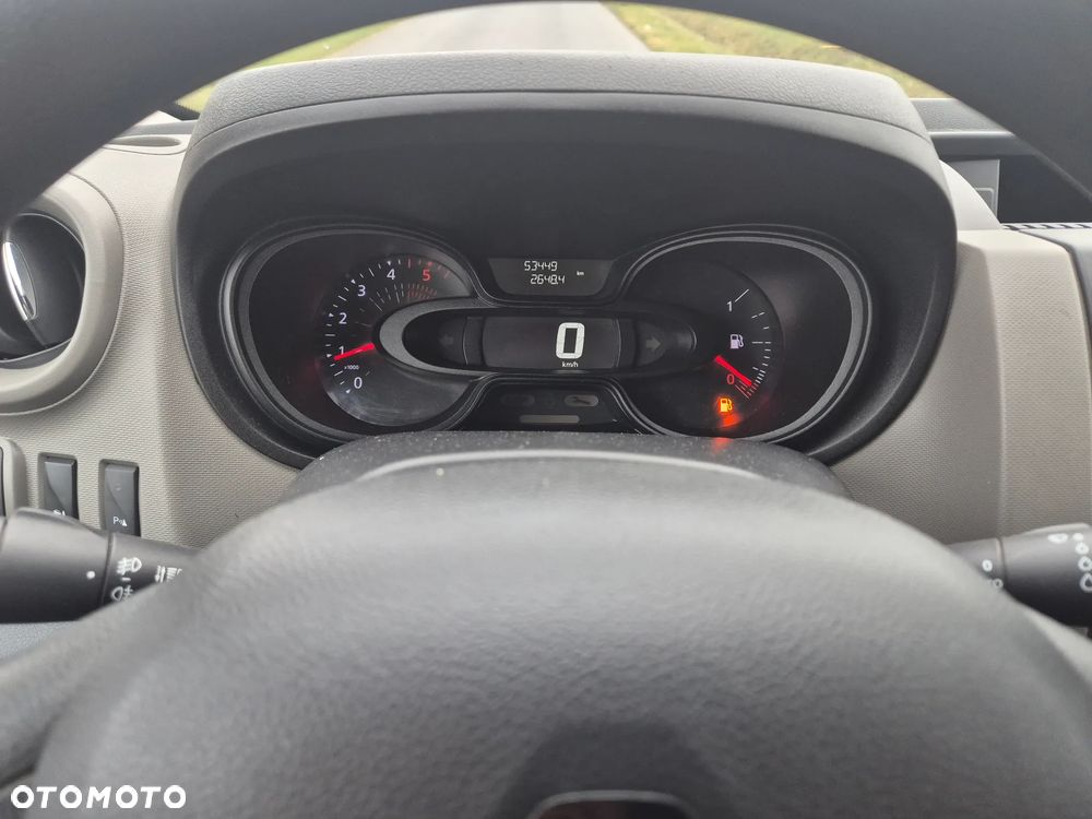 Renault Trafic - 14