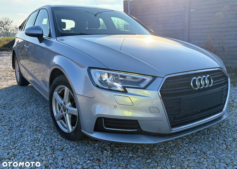 Audi A3 Sportback 1.6 TDI Sport S tronic - 2
