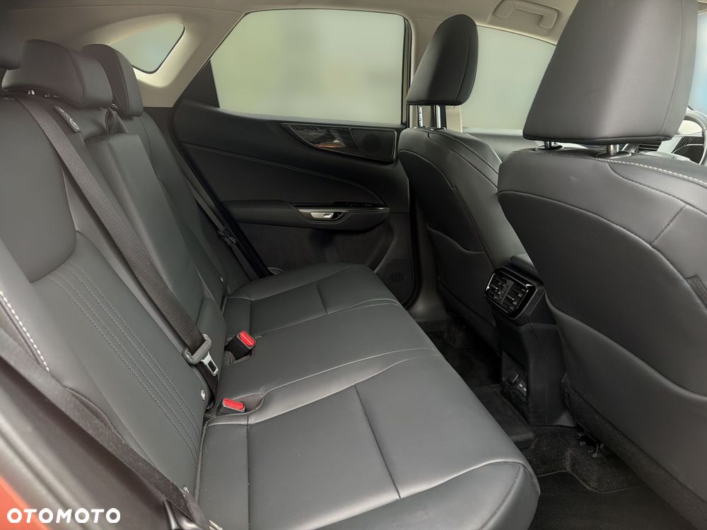 Lexus NX 450h+ Prestige AWD - 11