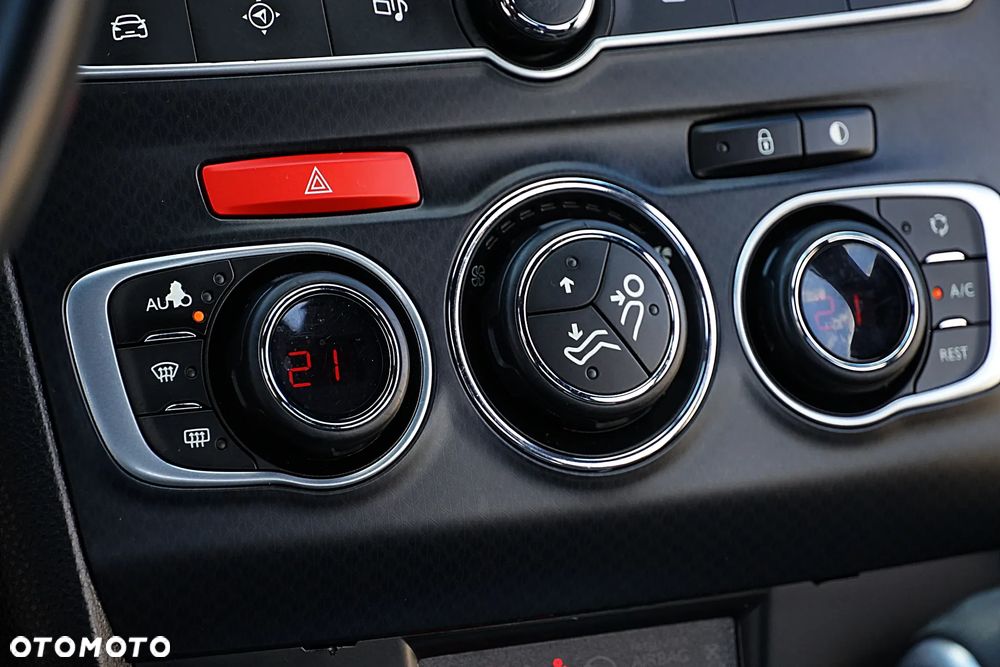 DS Automobiles DS 4 Crossback - 29