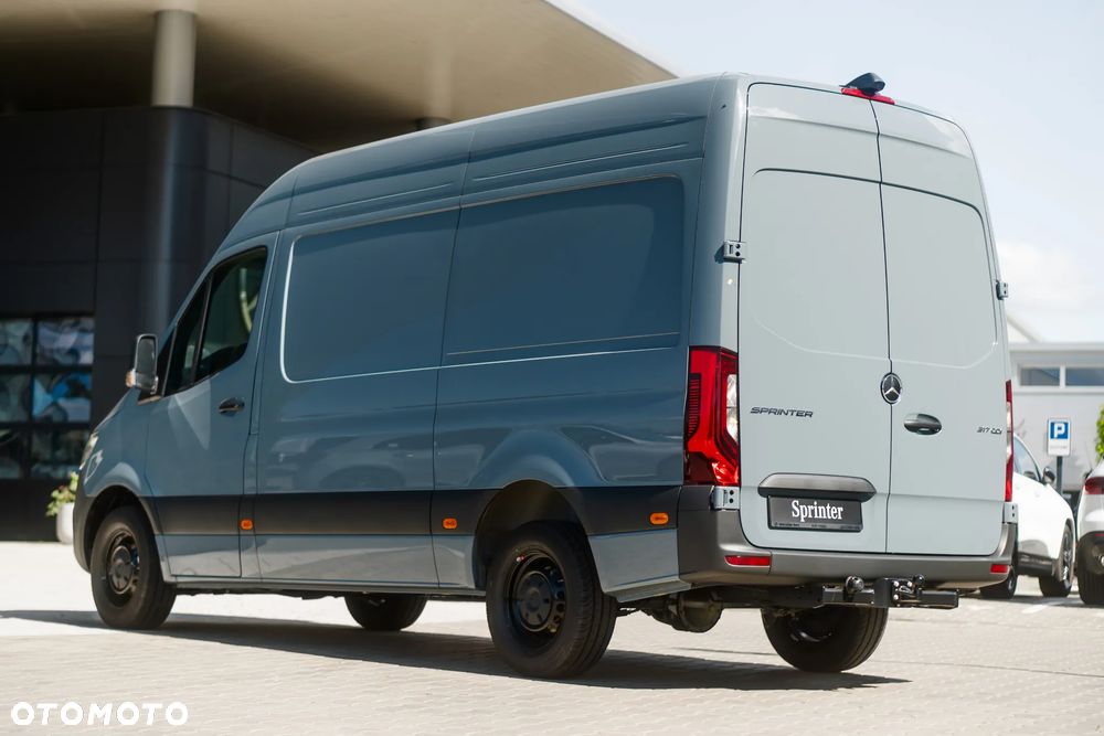 Mercedes-Benz Sprinter - 7