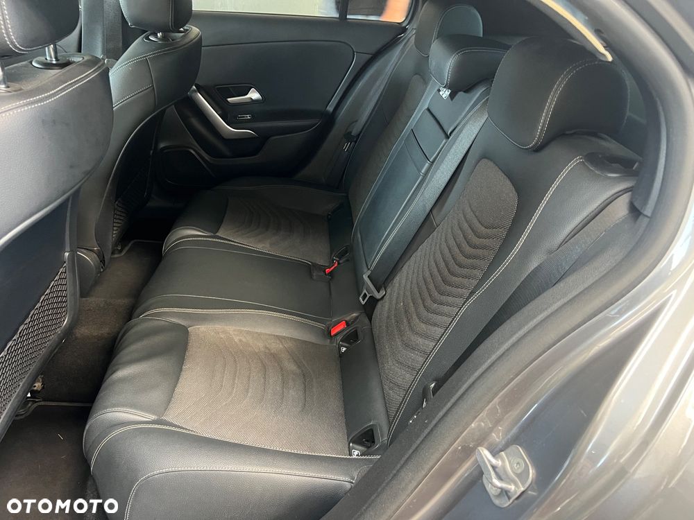 Mercedes-Benz Klasa A 200 d 8G-DCT Special Edition - 6
