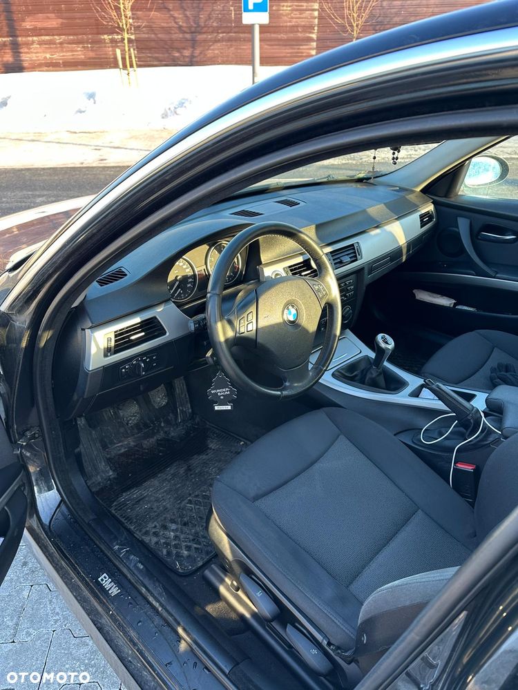 BMW Seria 3 325i - 13