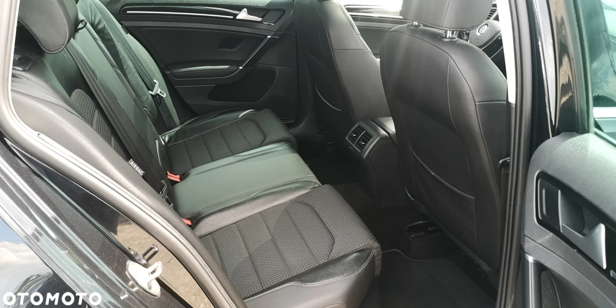 Volkswagen Golf VII 2.0 TDI BMT Highline DSG - 18