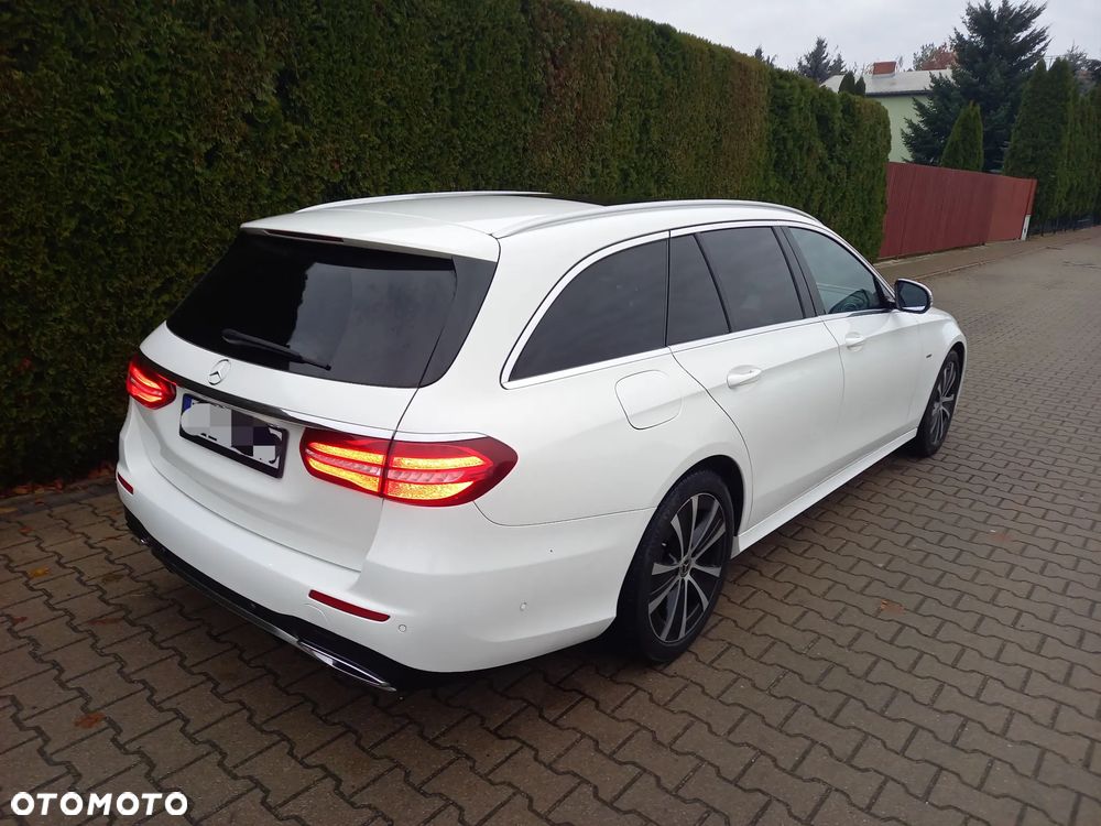 Mercedes-Benz Klasa E 300 d 9G-TRONIC AMG Line - 5