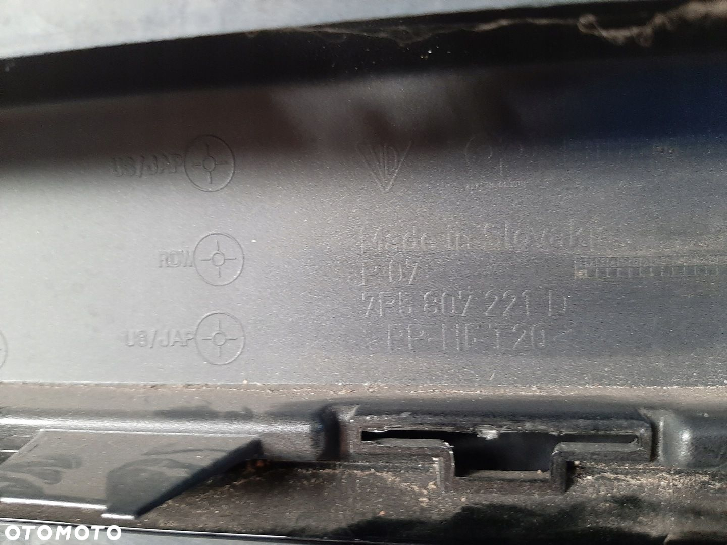 Porsche Cayenne E2 Zderzak Przedni Czarny 7P5807221D - 12