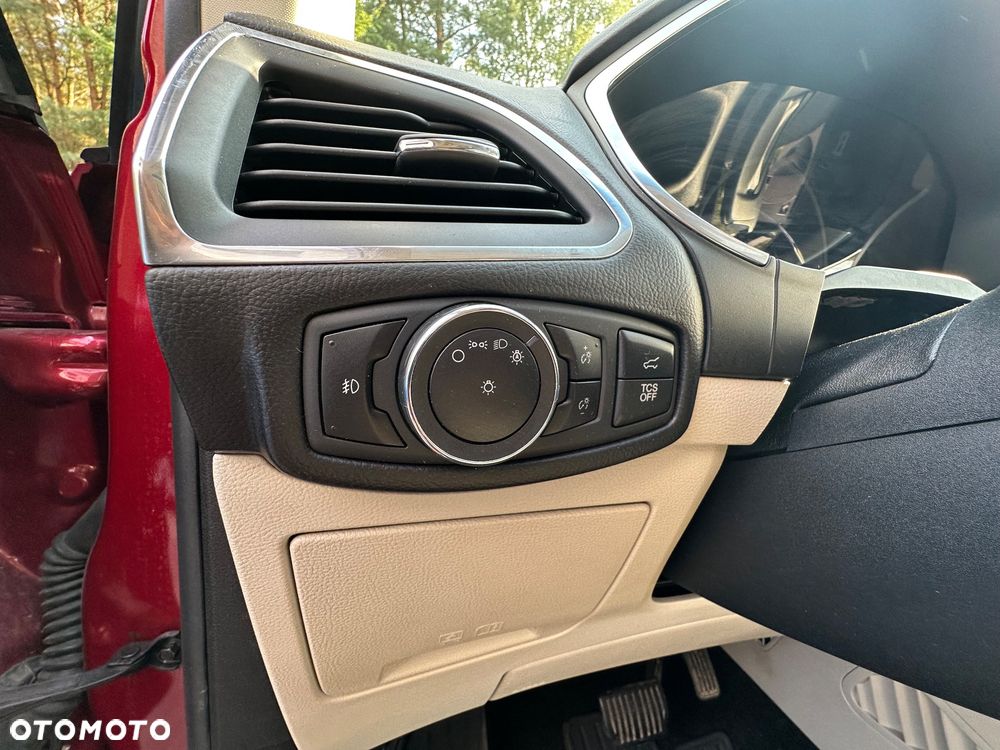 Ford Edge - 26