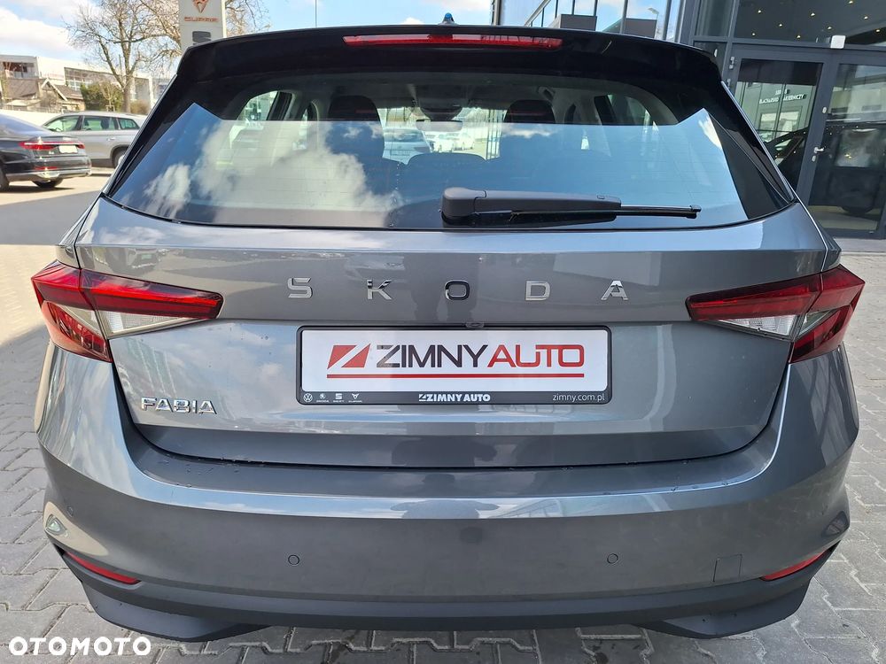 Skoda Fabia 1.0 TSI Drive DSG - 4