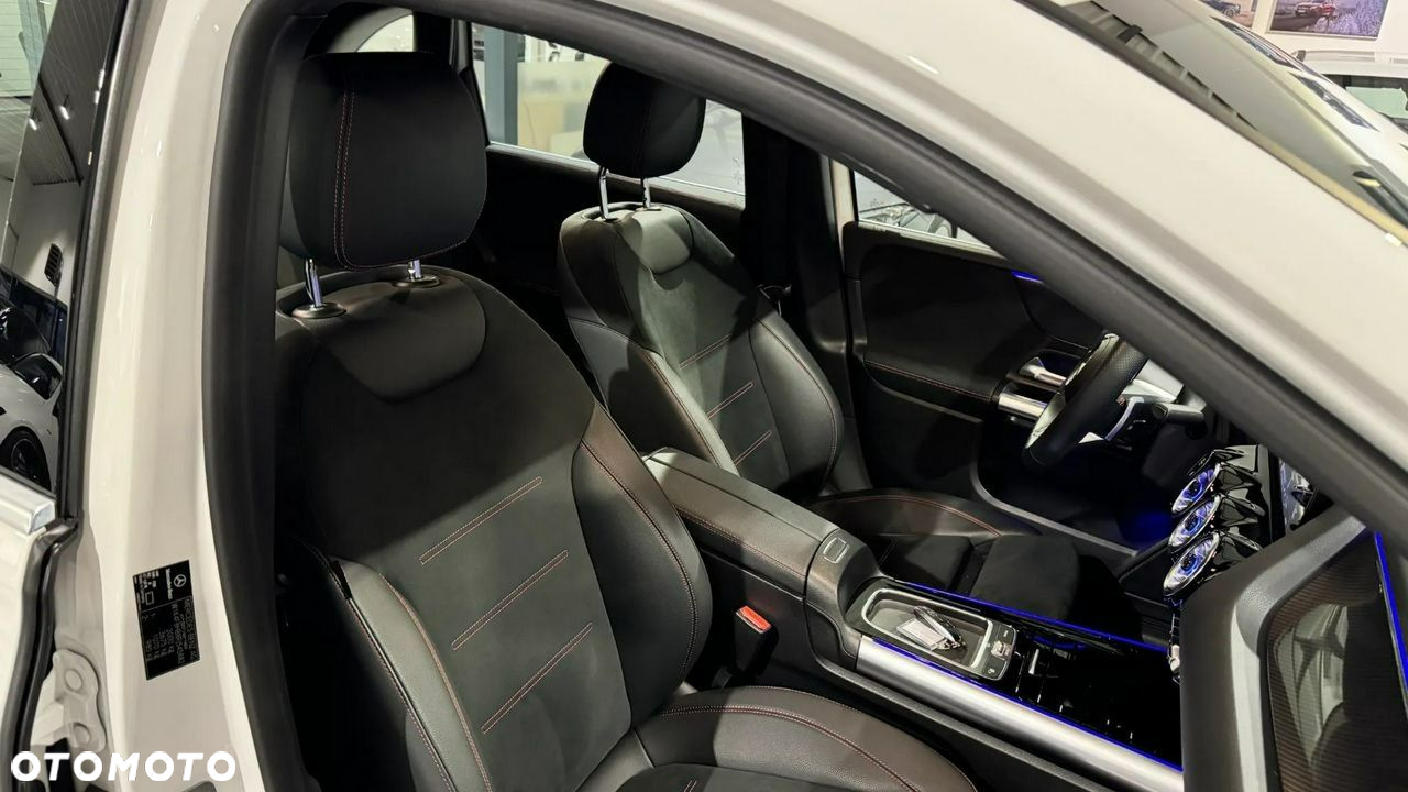 Mercedes-Benz Klasa B 200 AMG Line 7G-DCT - 31