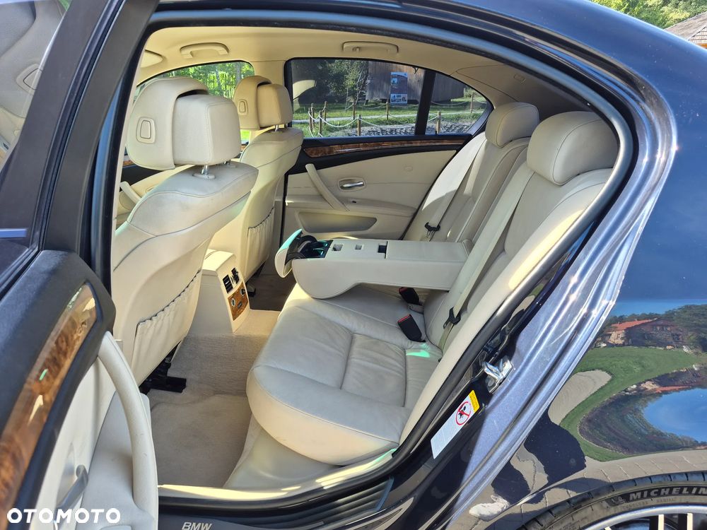 BMW Seria 5 520i Edition Exclusive - 25