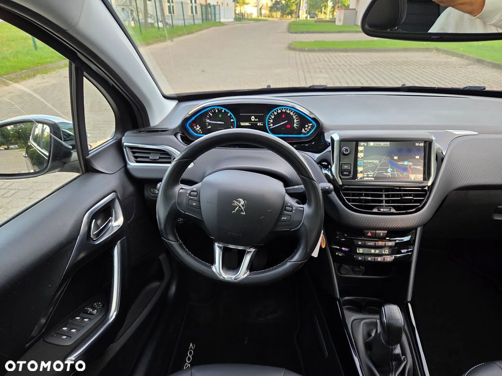 Peugeot 2008 PureTech 110 Stop&Start GT-Line Edition - 12