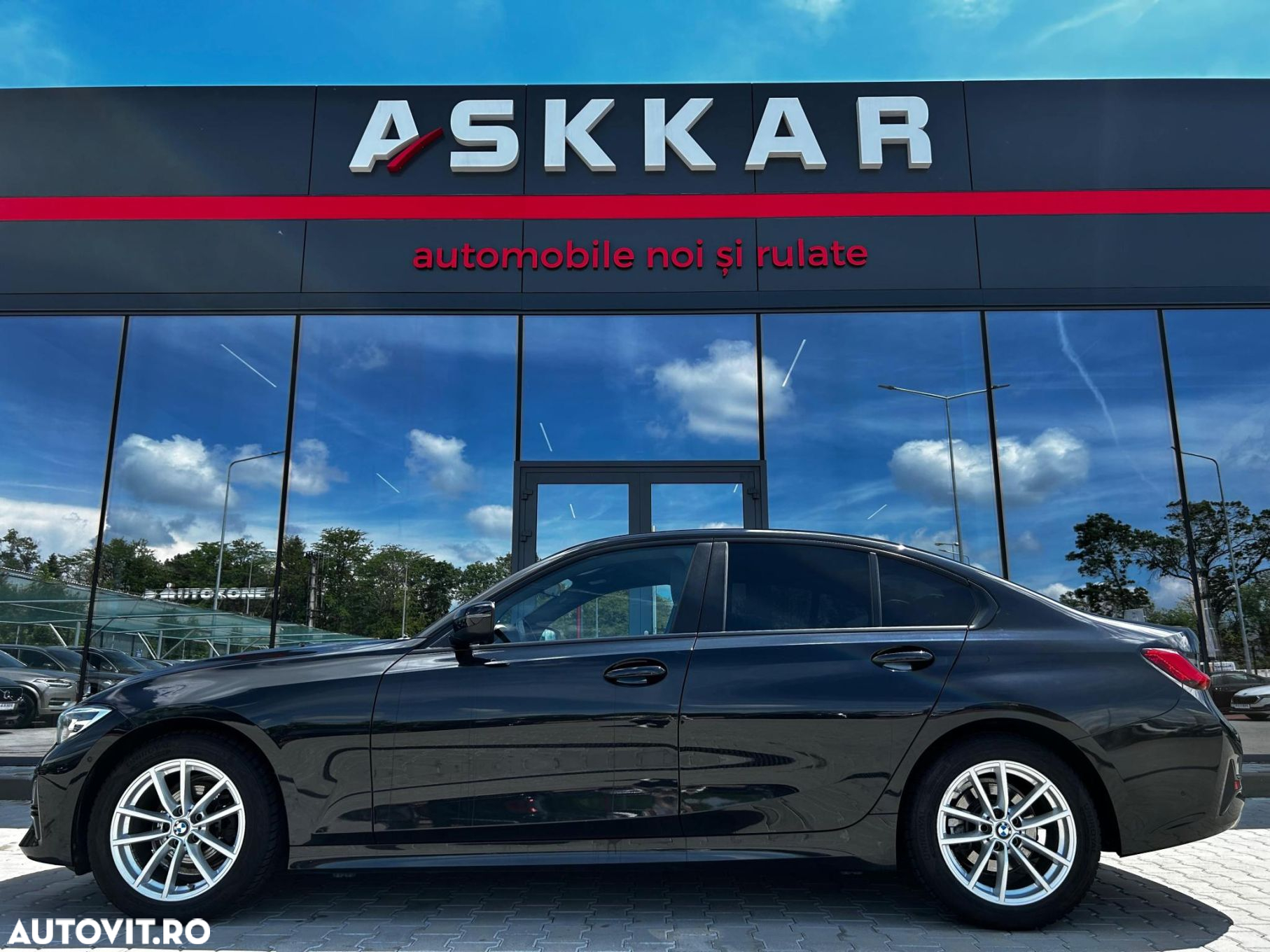 BMW Seria 3 318d AT MHEV - 8