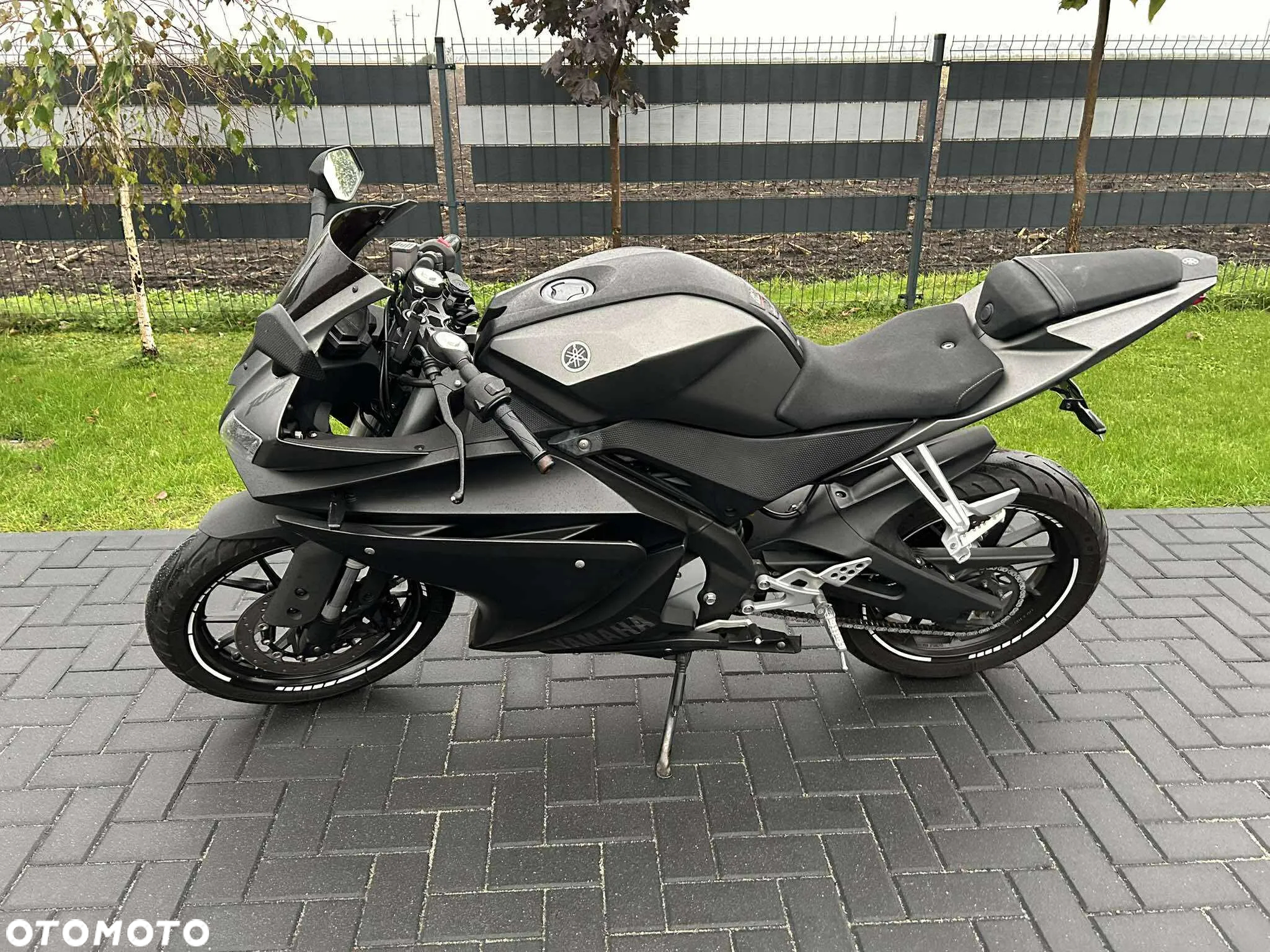 Yamaha YZF - 2
