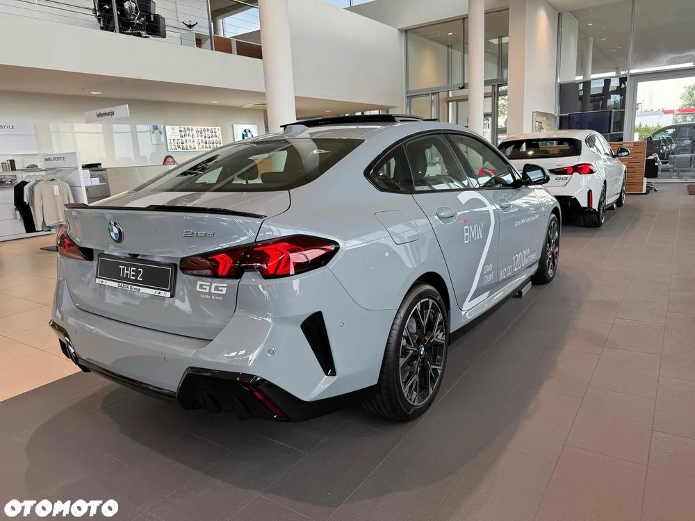 BMW Seria 2 218d - 5