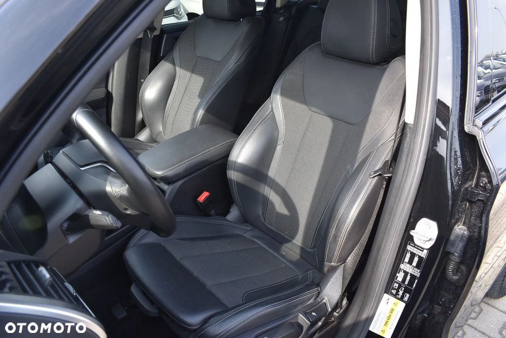 BMW X3 xDrive20i GPF Advantage - 11