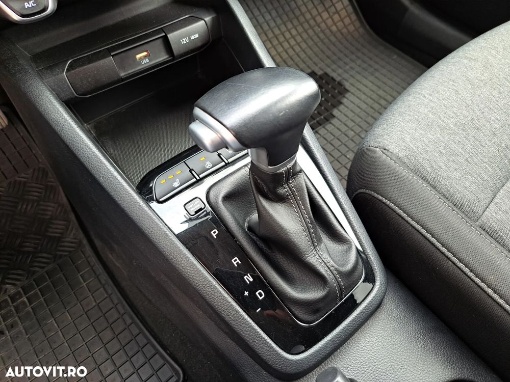 Kia Stonic - 10