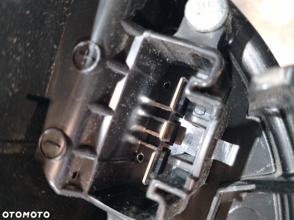 WENTYLATOR NAWIEWU, DMUCHAWA TOYOTA AVENSIS III T27 AV272700-8104 1.8 - 4