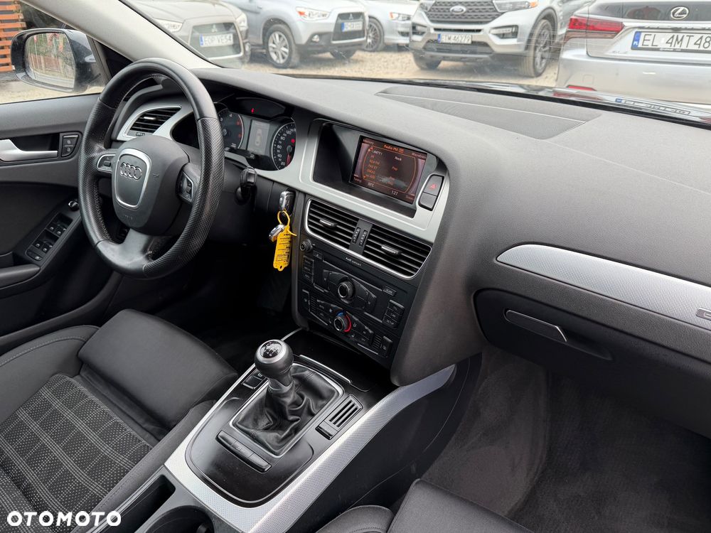 Audi A4 Limousine 2.0 TDI DPF quattro Attraction - 38