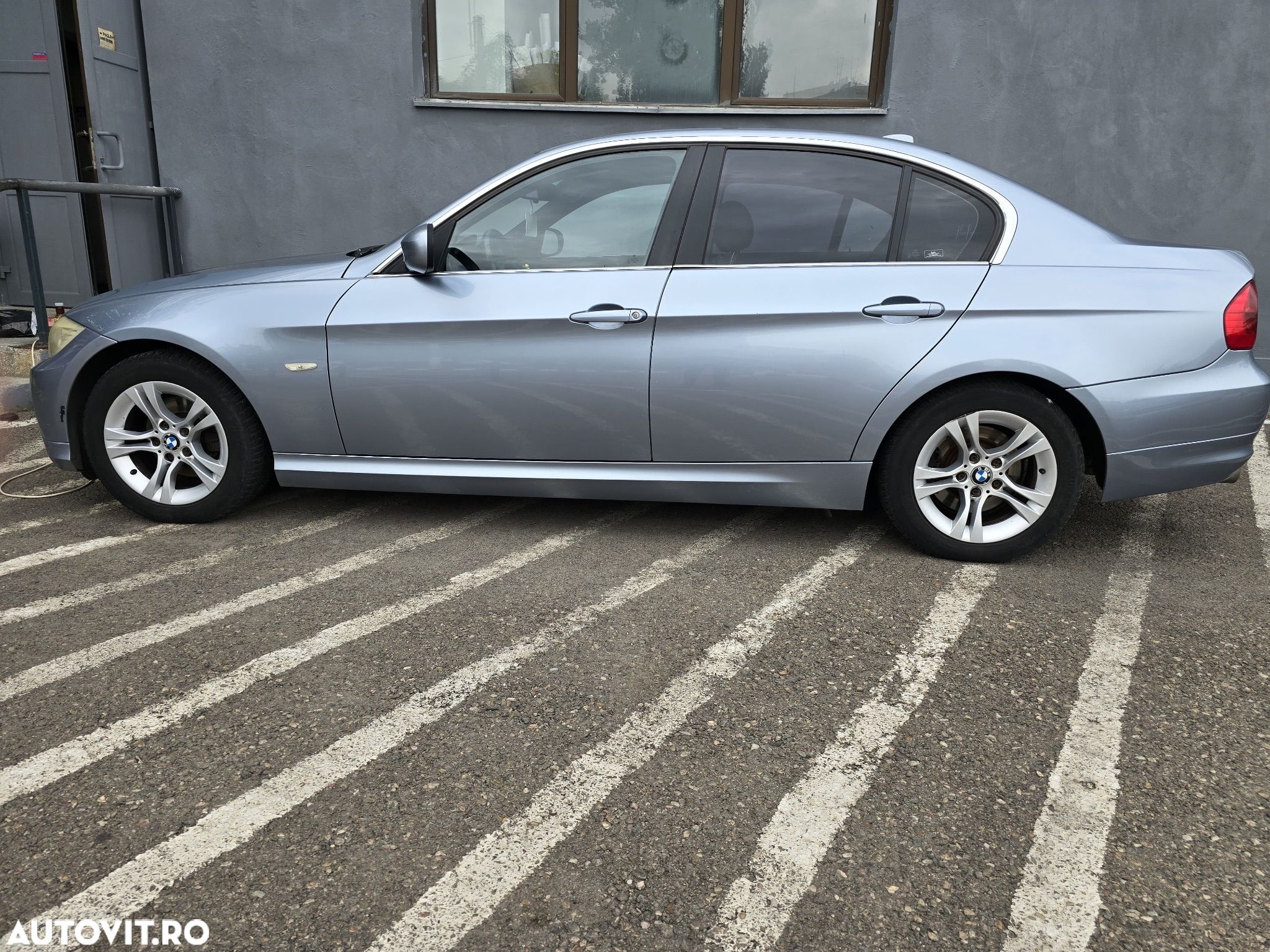BMW Seria 3 320d - 1