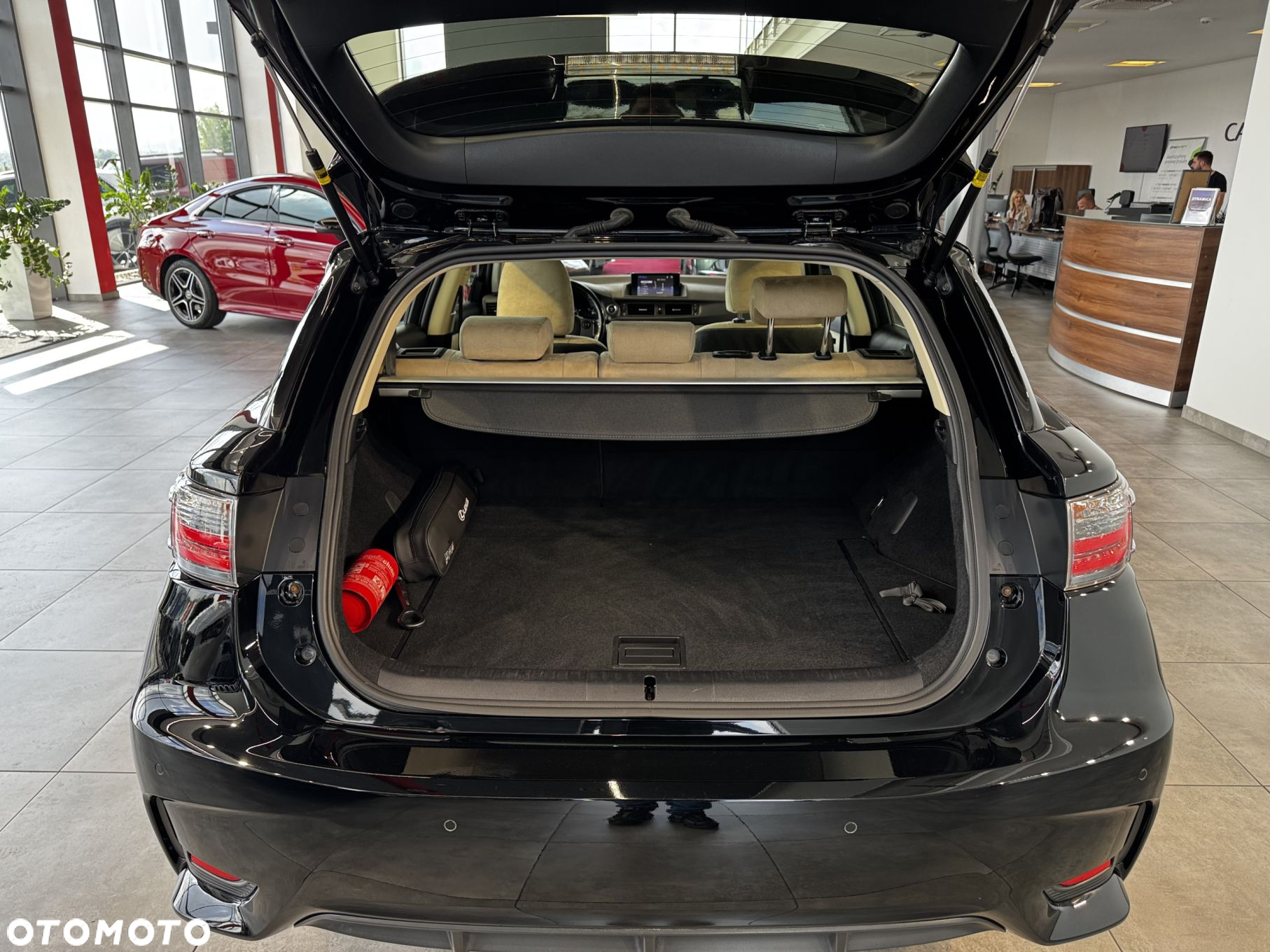 Lexus CT - 13