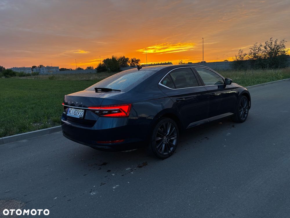 Skoda Superb 2.0 TSI Ambition DSG - 1