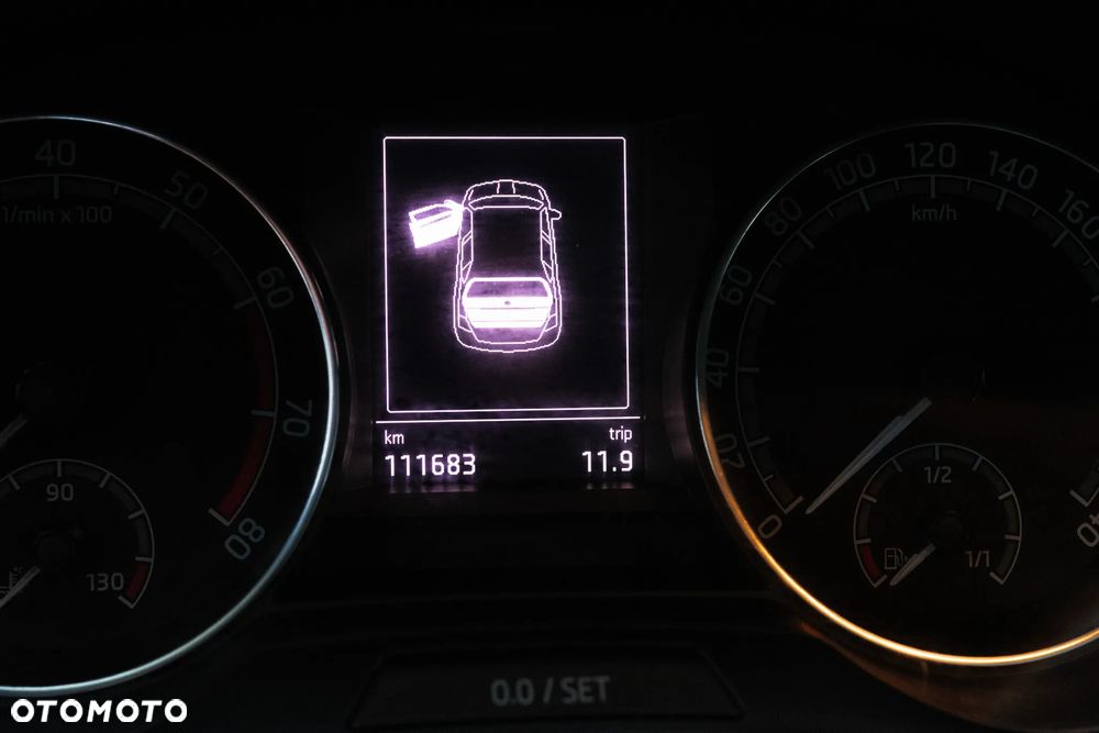 Skoda Fabia 1.0 Active - 10