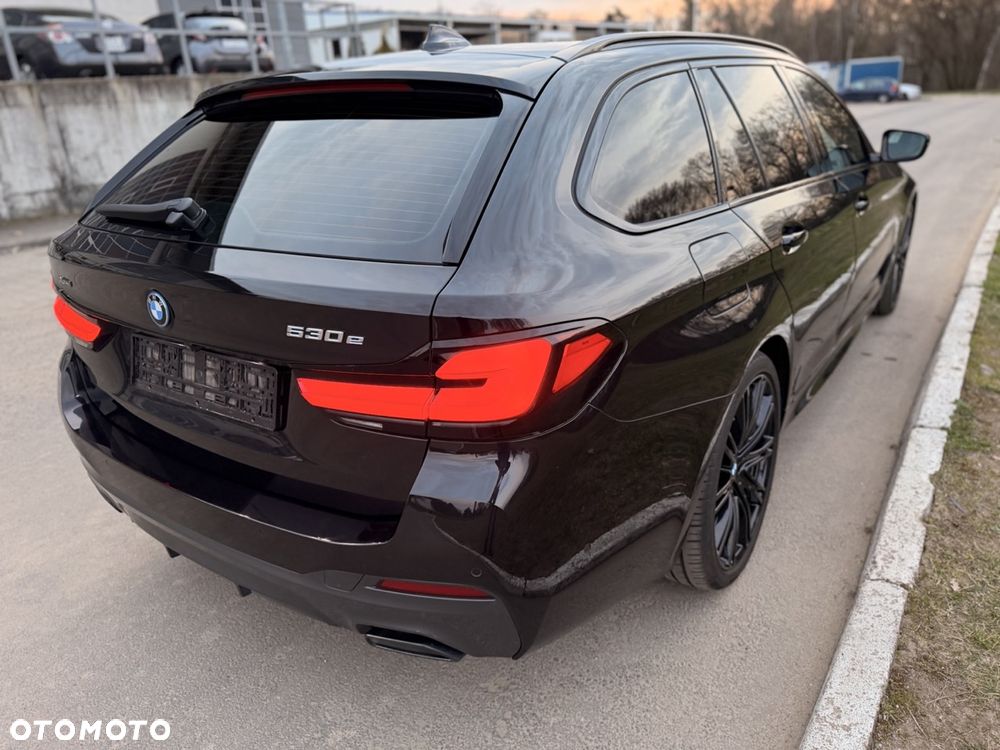 BMW Seria 5 530e xDrive M Sport sport - 10