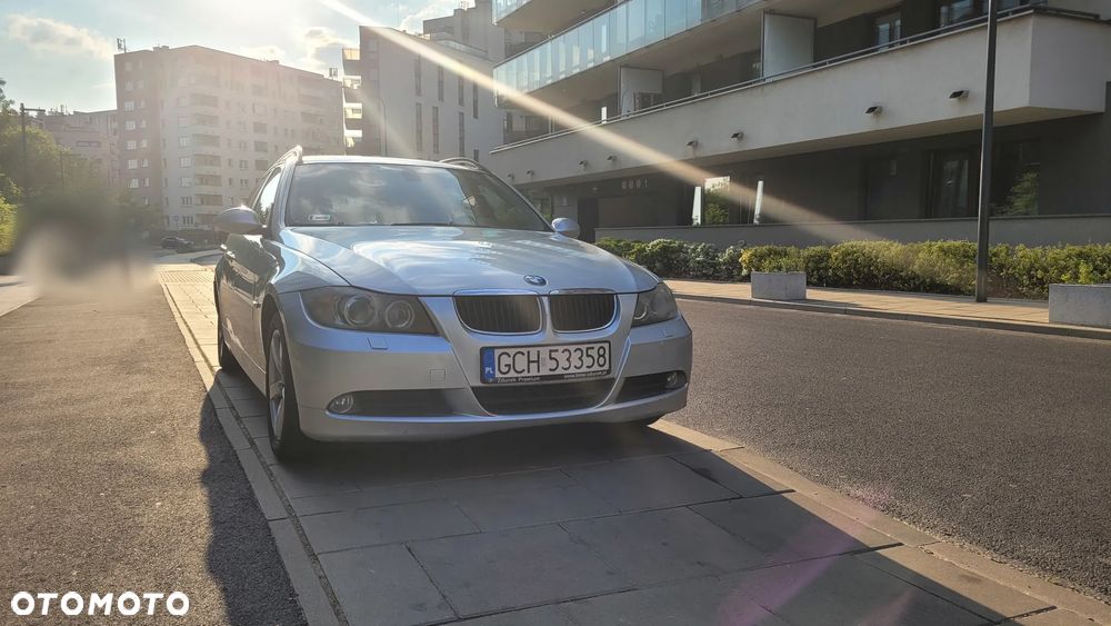 BMW Seria 3 320d DPF - 6
