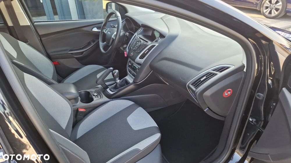 Ford Focus 1.0 EcoBoost STart-Stopp-System TITANIUM - 9