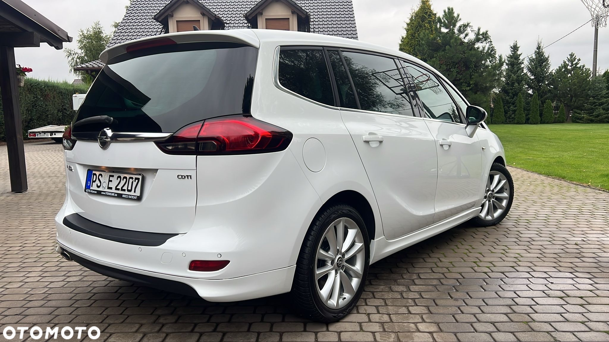 Opel Zafira 2.0 CDTI Cosmo - 8