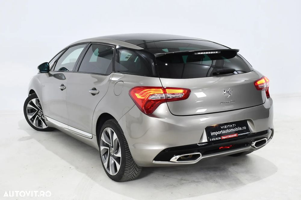 Citroën DS5 Hybrid4 EGS6 SportChic - 3