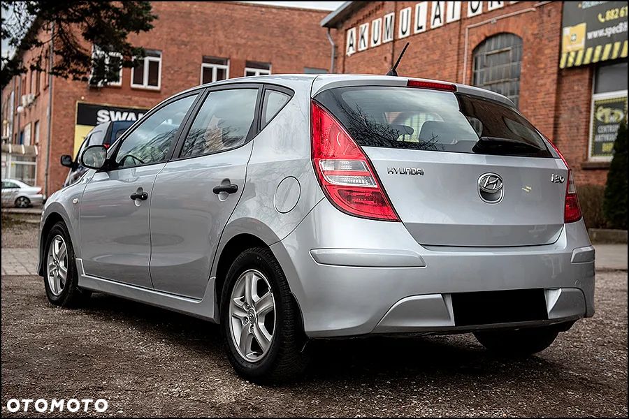 Hyundai i30 1.4 Classic + - 8