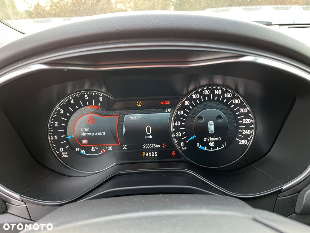 Ford Mondeo 2.0 TDCi Titanium PowerShift - 26