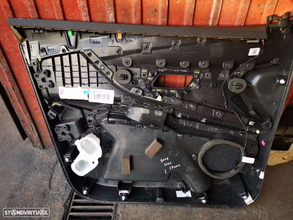 PEUGEOT 3008 / 5008 II FORRA / QUARTELA PORTA FRENTE DIREITA - FP004 - 5