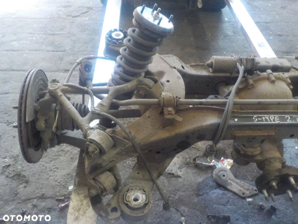 JAGUAR S-TYPE 2.7D BELKA ZAWIESZENIE TYŁ MOST SANKI - 2