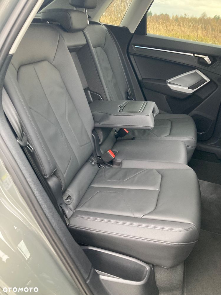 Audi Q3 45 TFSI Quattro S tronic S line - 22