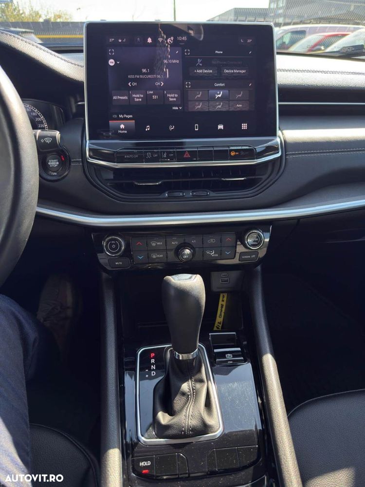 Jeep Compass - 12